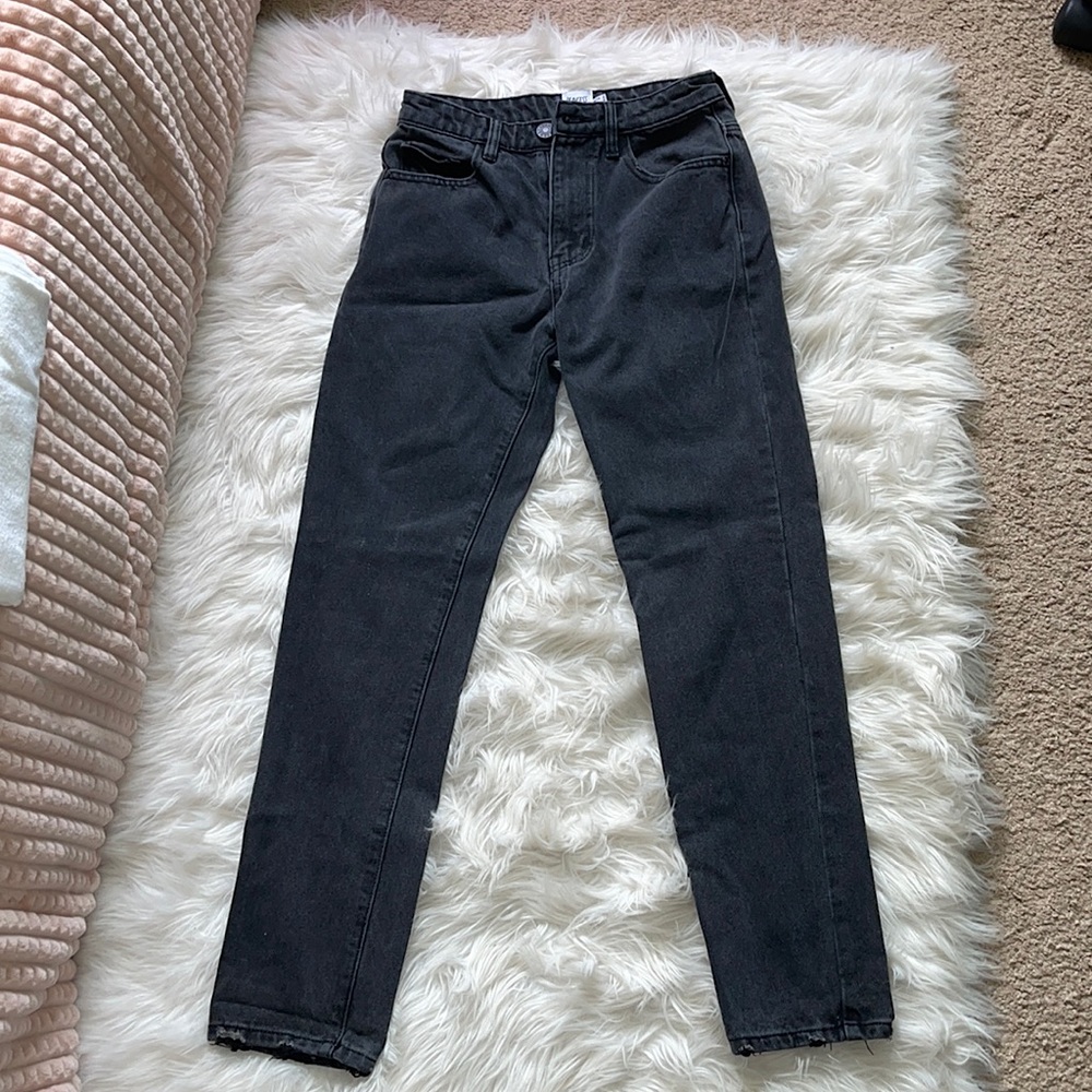 STRAIGHT LEG JEANS BLACK DENIM